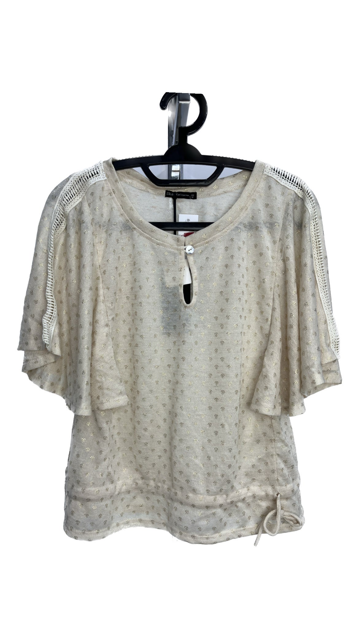 gold details Tshirt تيشيرت بتفاصيل ذهبية