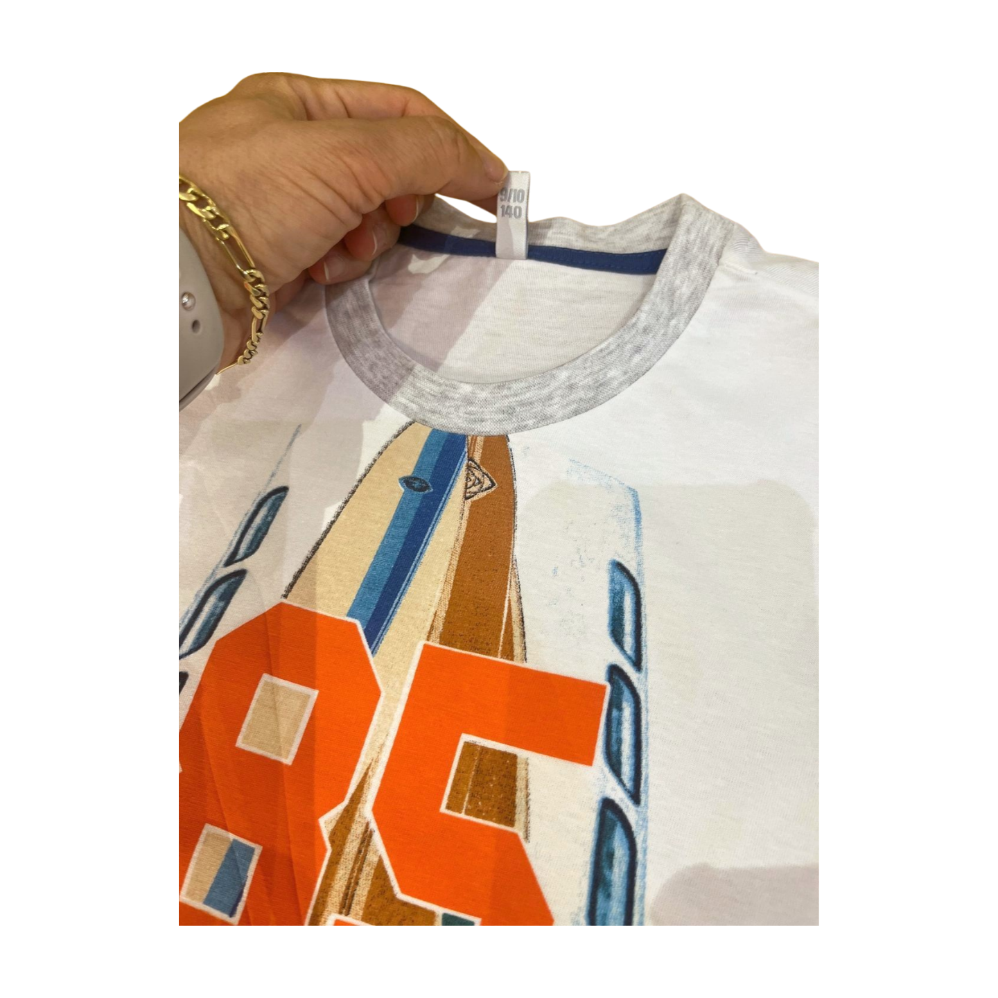 Summer Cotton Sleeveless Shirt for active boys (age 9-10) Years قميص صيفي قطني بدون أكمام للأولاد النشطين (من سن 9 إلى 10 سنوات).