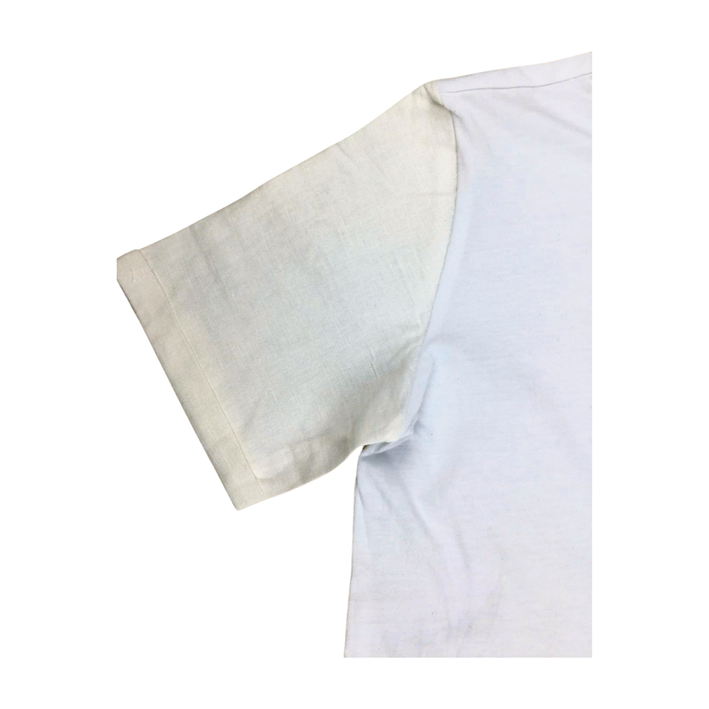 Simple Design White Shirt for boys قميص أبيض بتصميم بسيط للأولاد