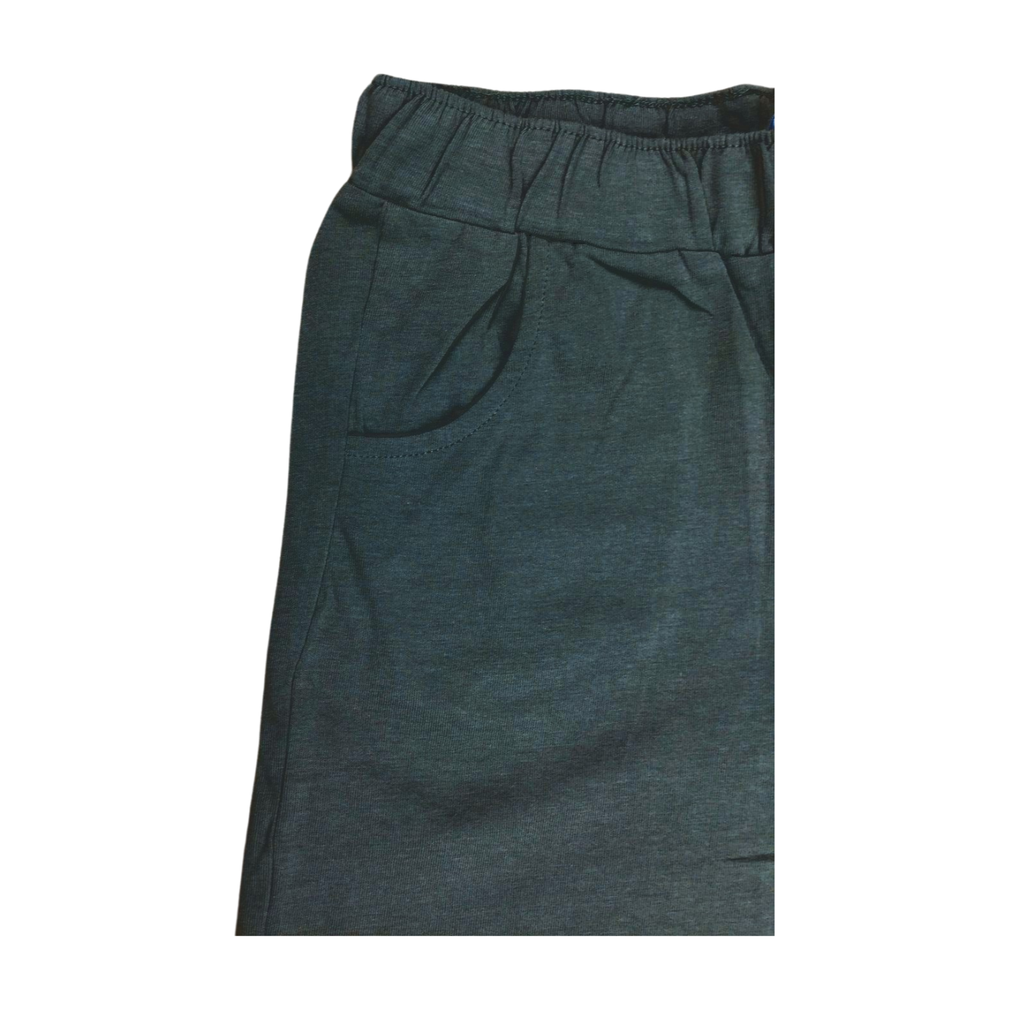 Simple and comfy Dark Green Short شورت أخضر داكن بسيط ومريح