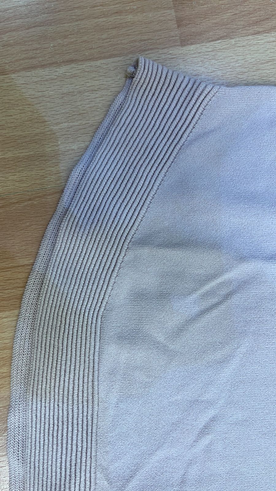SHORT SLEEVES COTTON TISHIRT. تيشيرت قطني بأكمام قصيرة