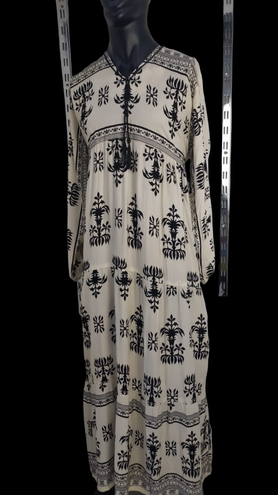 فستان بيج واسود حريمي طويل