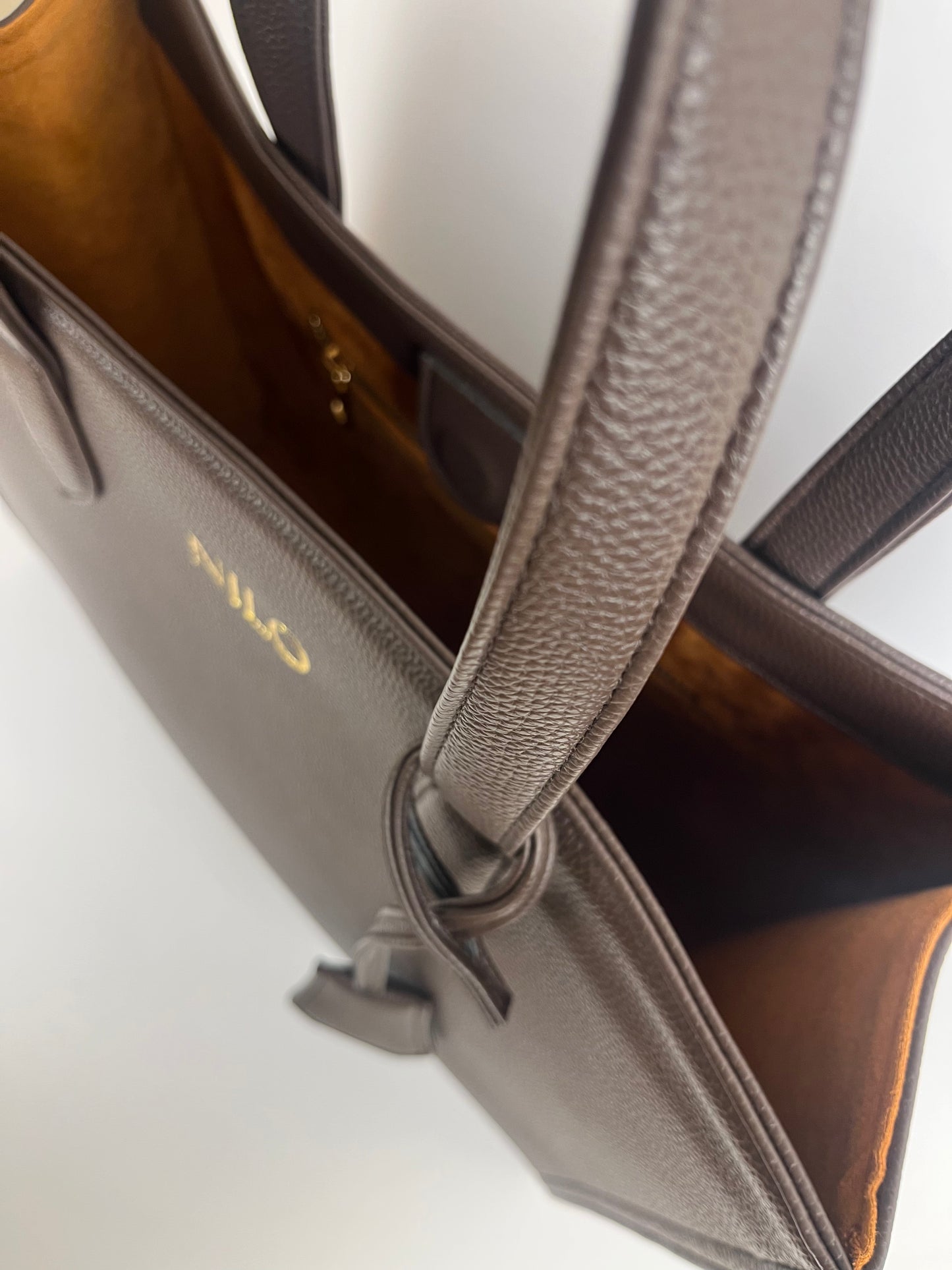 NILO Large Brown Leather Shoulder Bag